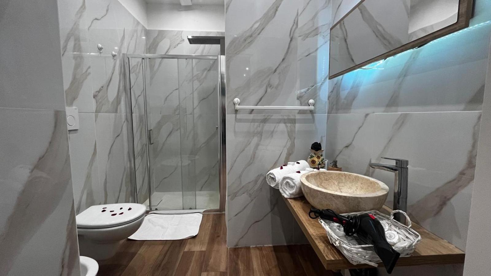 Vespucci Suite Napoli Ngoại thất bức ảnh